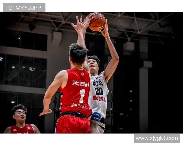 深圳篮球队在篮球团队协作排行榜中荣获第八名展现出色团队精神与实力